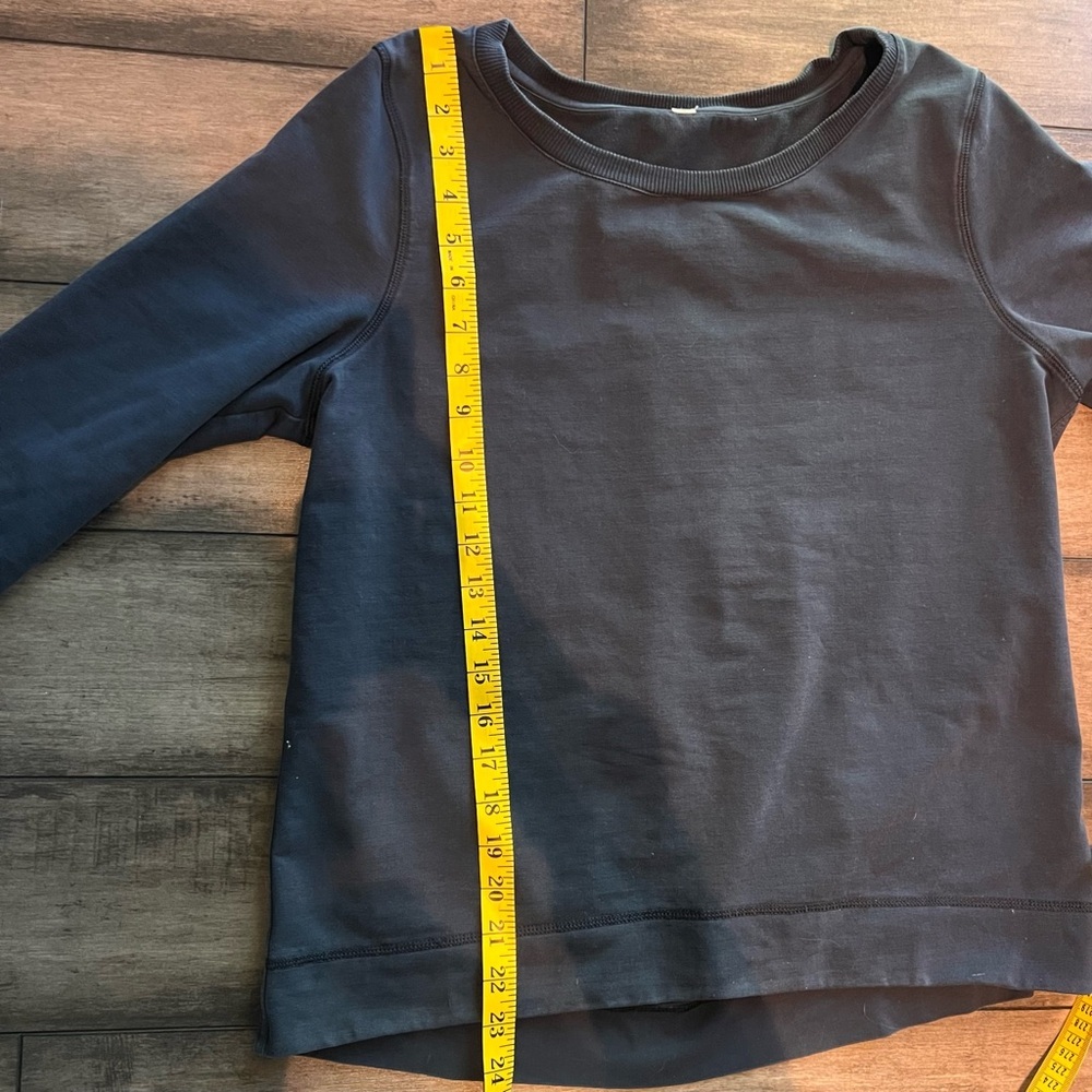 🍋 Lululemon Belle Women’s Long Sleeve Inkwell Navy Pullover Size 8/10 - Picture 9 of 12
